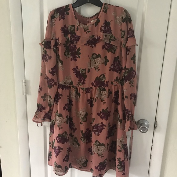 LOFT Dresses & Skirts - NWT The Loft Floral Dress